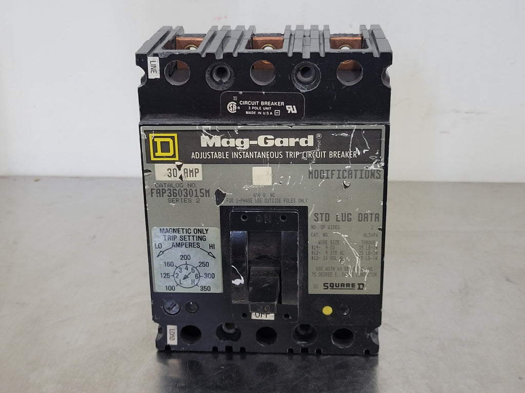 SQUARE D 30 Amp, 3 Pole, 600 volts Circuit Breaker FAP3603015M
