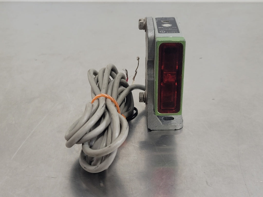 OMRON Photoelectric Switch E3S-LS20XE1