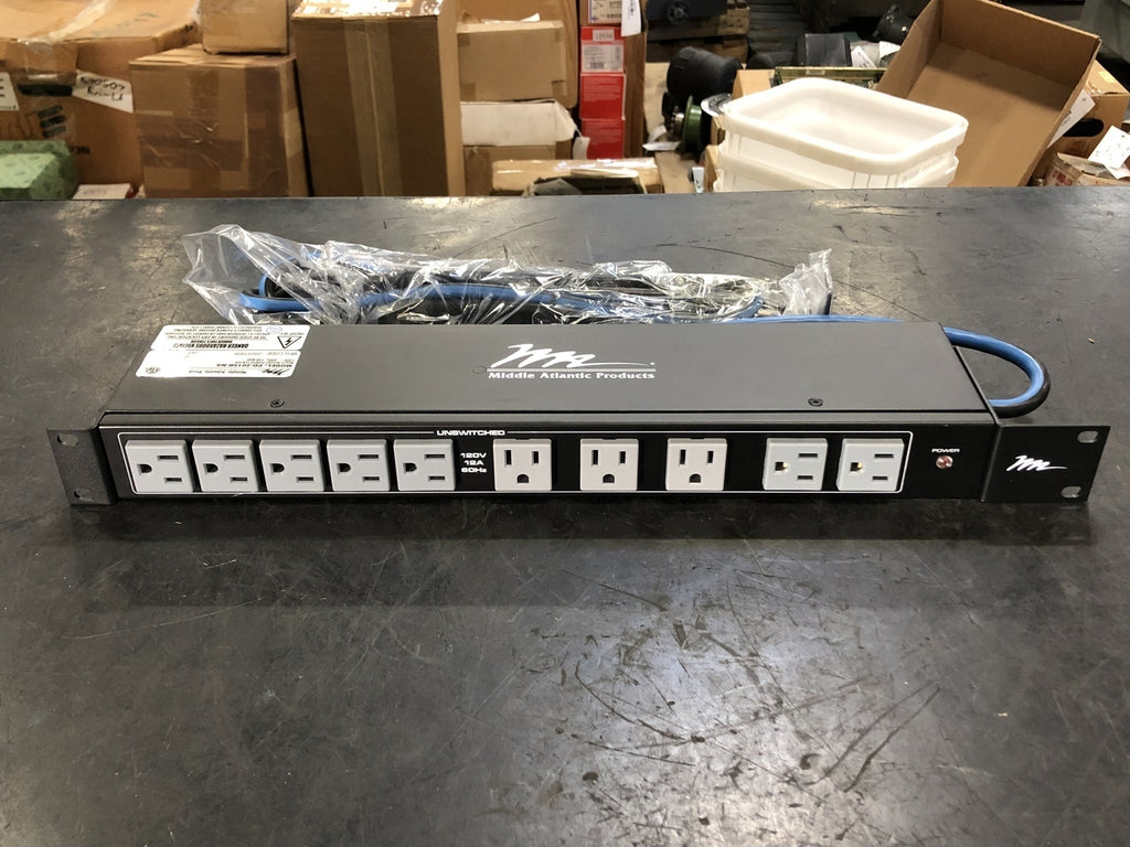 MIDDLE ATLANTIC 12 A, 120 V Multi-Mount Power Distribution Unit PD-2015R-NS