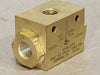 CIRCLE SEAL 3000 psi Shuttle Valve C 449B-2PPP