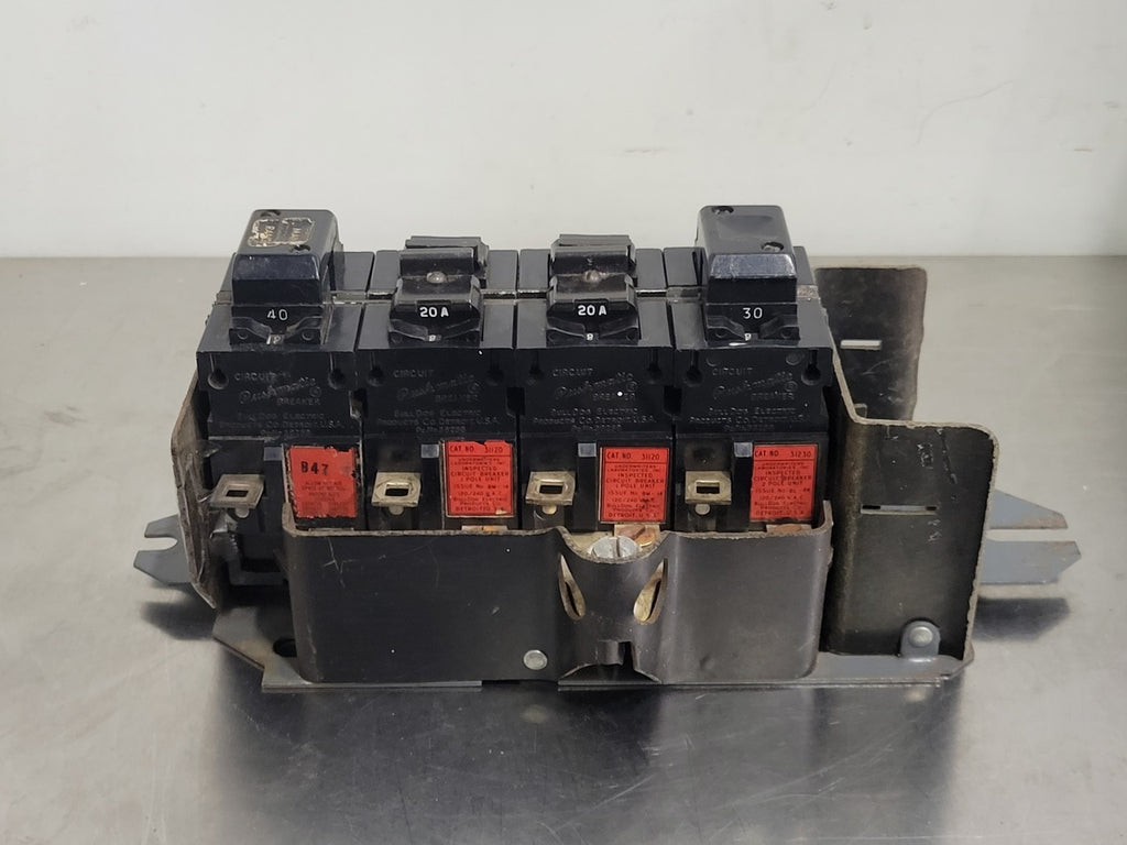 BULLDOG ELECTRIC PRODUCTS 100 Amp, 120/240 volts Panel Base Assembly 8100