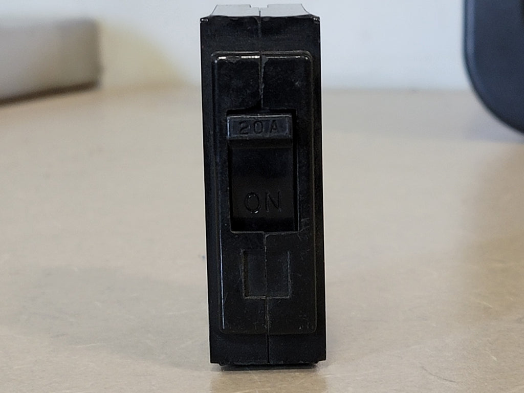 GENERAL ELECTRIC 20 Amp, 1 Pole, 120/240 volts Circuit Breaker TQL120