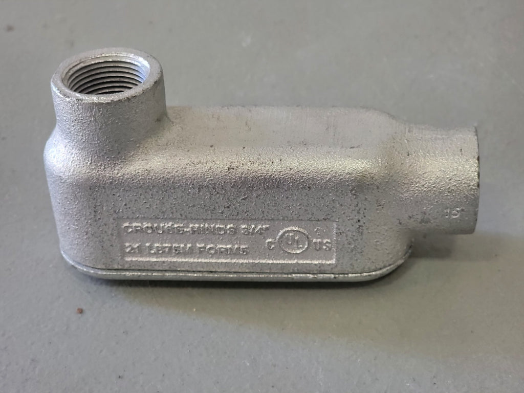 CROUSE-HINDS 3/4" Threaded Conduit Outlet Body LB75M w/ Cover K250CM