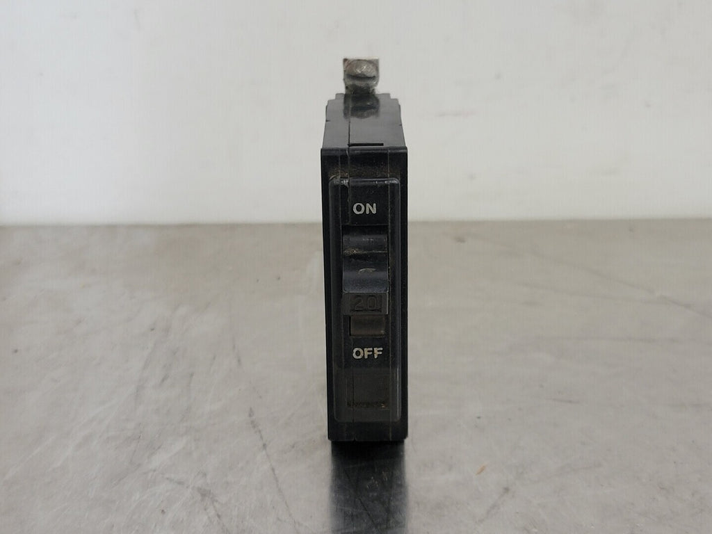 SQUARE D 20 Amp, 1 Pole, 120/240 volts Circuit Breaker QO120