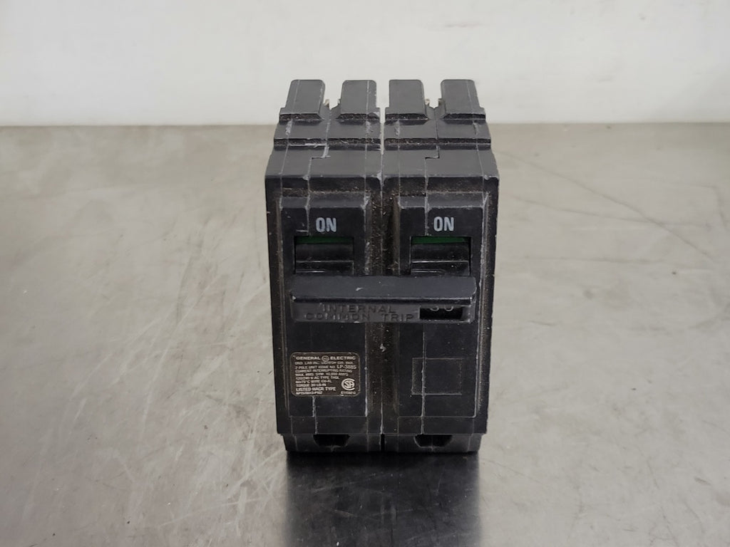 GENERAL ELECTRIC 30 Amp, 2 Pole, 120/240 volts Circuit Breaker THQL230