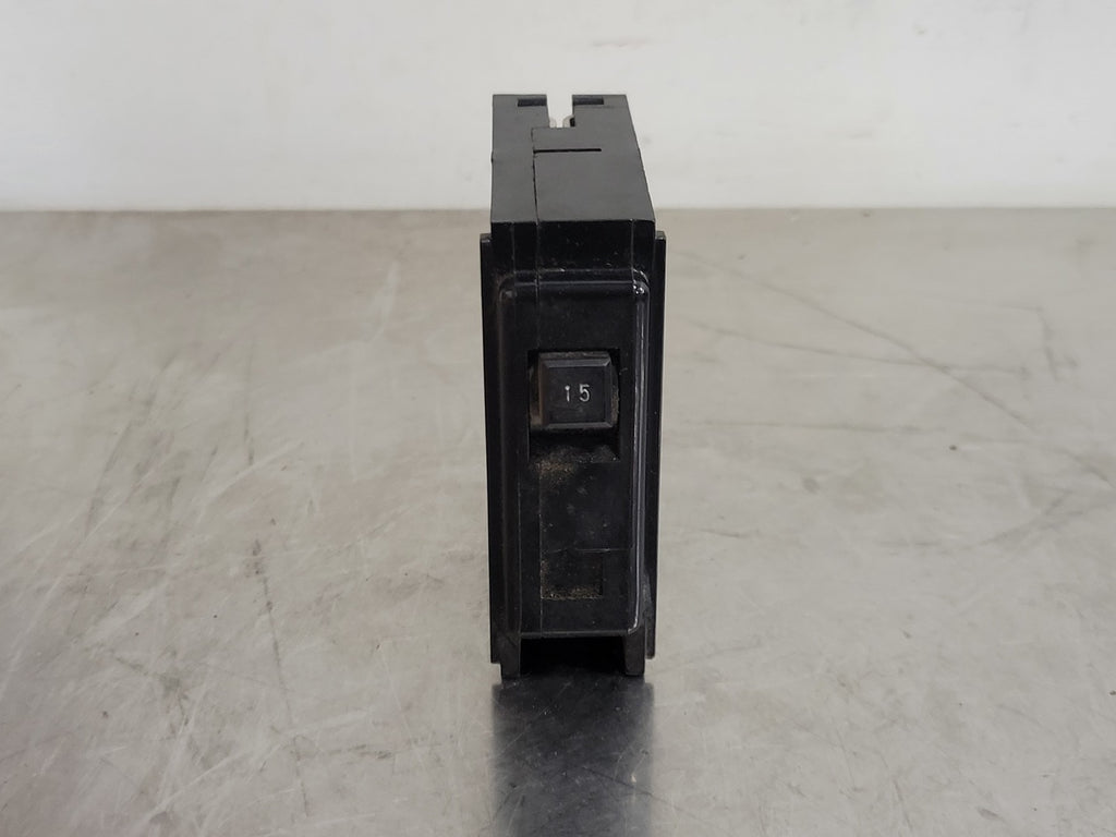WESTINGHOUSE 15 Amp, 1 Pole, 120/240 volts Circuit Breaker QNPL1015