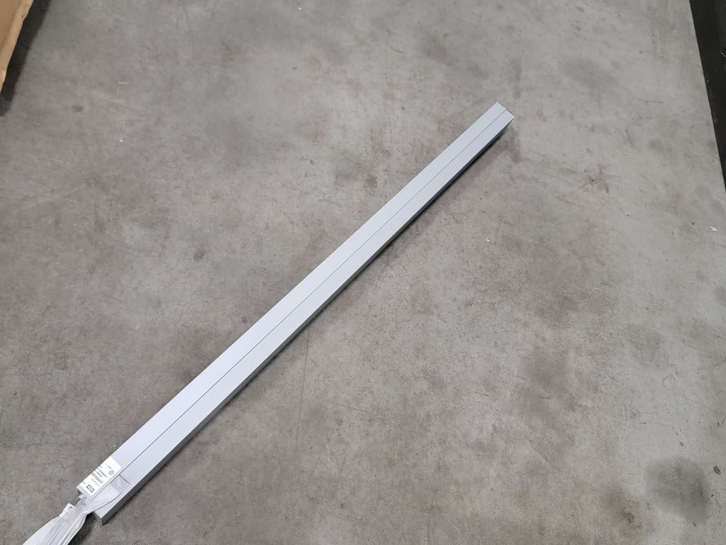 HUBBELL 46" Long Grey Blank Pole SPRR0400GYA20885
