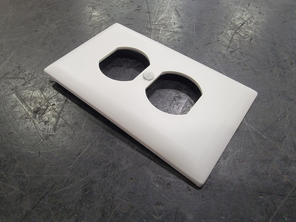 PASS & SEYMOUR  Wall Plate 1-Gang 1-Duplex TP8-W (Box of 25)