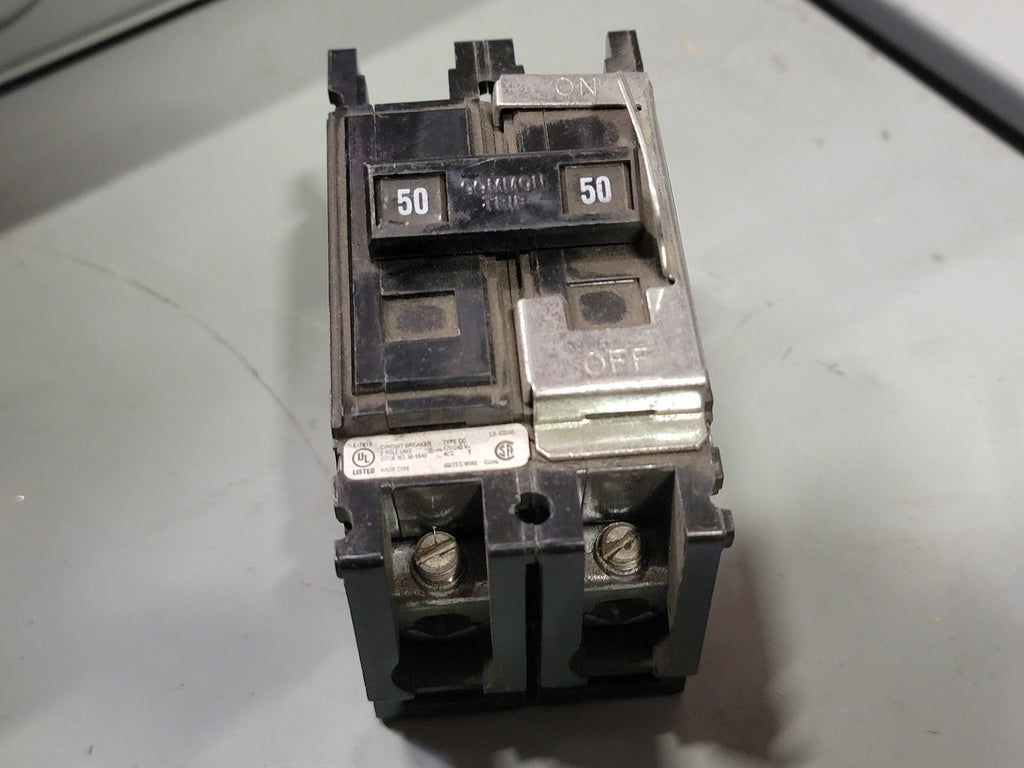 CUTLER-HAMMER 50 Amp, 2 Pole, 120/240 volts Circuit Breaker QC2050
