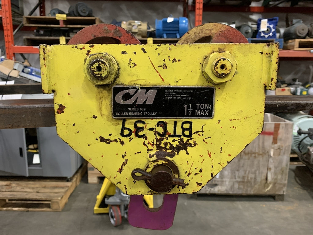 CM INDUSTRIES 1.5 Ton Roller Hoist Trolley