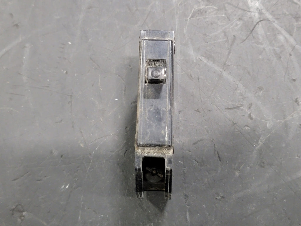SYLVANIA 15 Amp, 1 Pole, 120/240 volts Circuit Breaker QB115