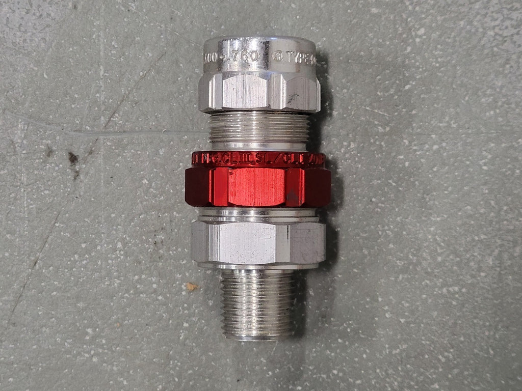 THOMAS & BETTS STX050-464 1/2 in Star Teck XP Explosion-Proof Cable Fitting w/ Integral Seal (Box of 2)