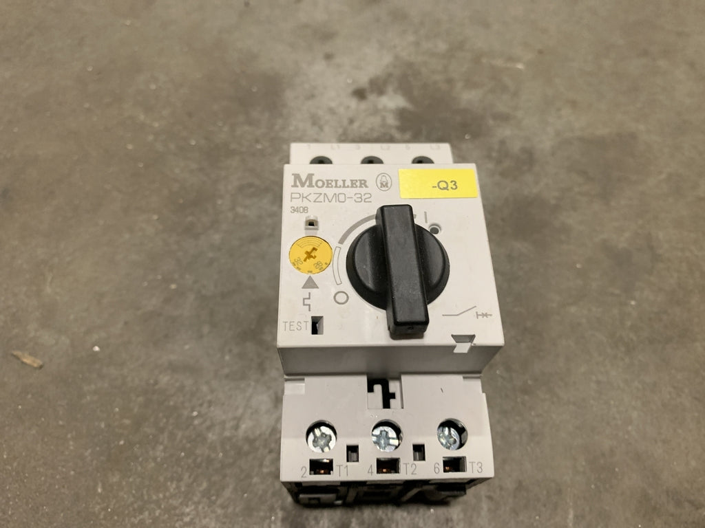 MOELLER 26-32 Amp, 3 Pole, 690 Volts Circuit Breaker PKZM0-32 