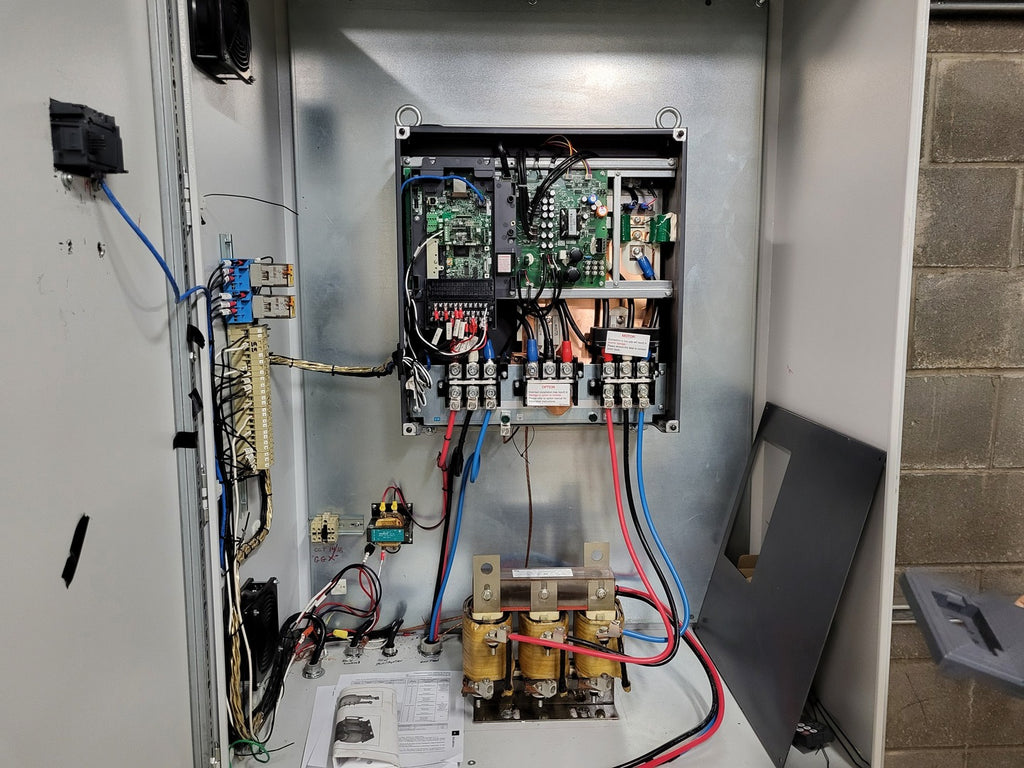 MITSUBISHI ELECTRIC 100 hp, 600 Volts, 3-Phase VFD  FR-A760-00840-NA