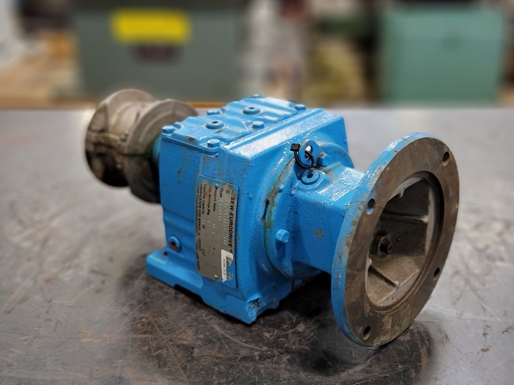 SEW-EURODRIVE 36.72:1 Ratio Gear Reducer R37AM56