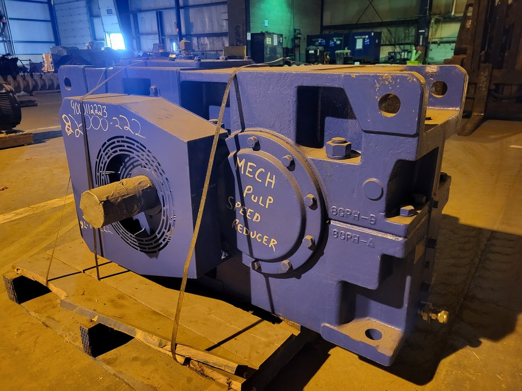 PARAMAX 1.290:1 Ratio, 700 hp Parallel Shaft Gear Reducer PX8085P1Y1-RL-1.290