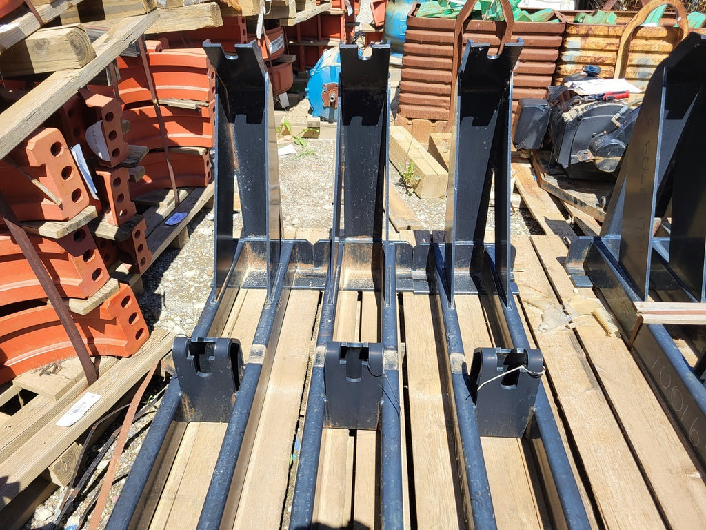 Scrap - 8ft. Conveyor Idler - Bracket Only