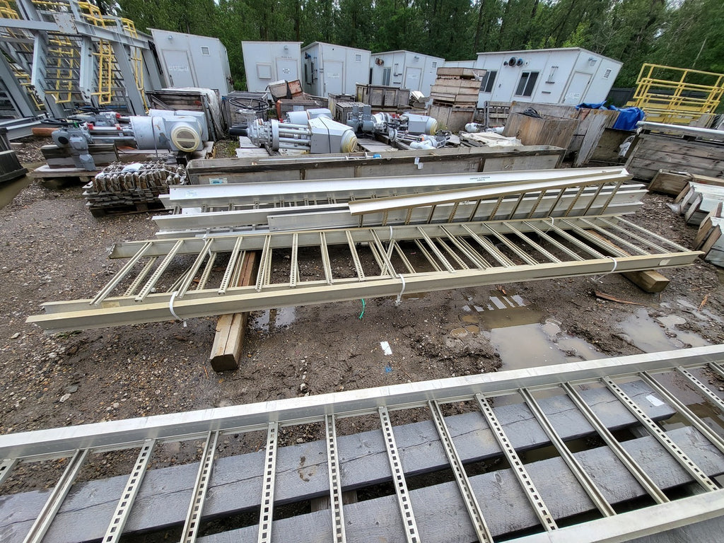 THOMAS & BETTS Scrap - 36" Width x 6m Length, Straight Section Cable Tray Aluminum, AU3636L09-6