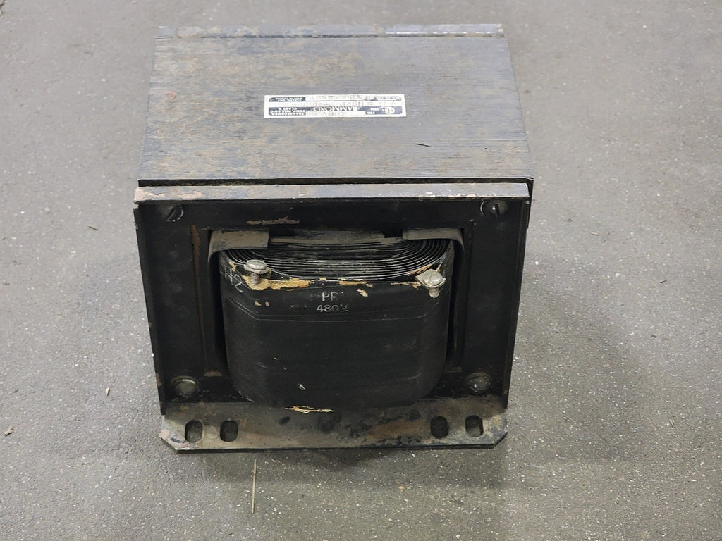 HAMMOND MANUFACTURING 3 kVA Transformer, 480 pri. volts, 120/240 sec. volts HS7P