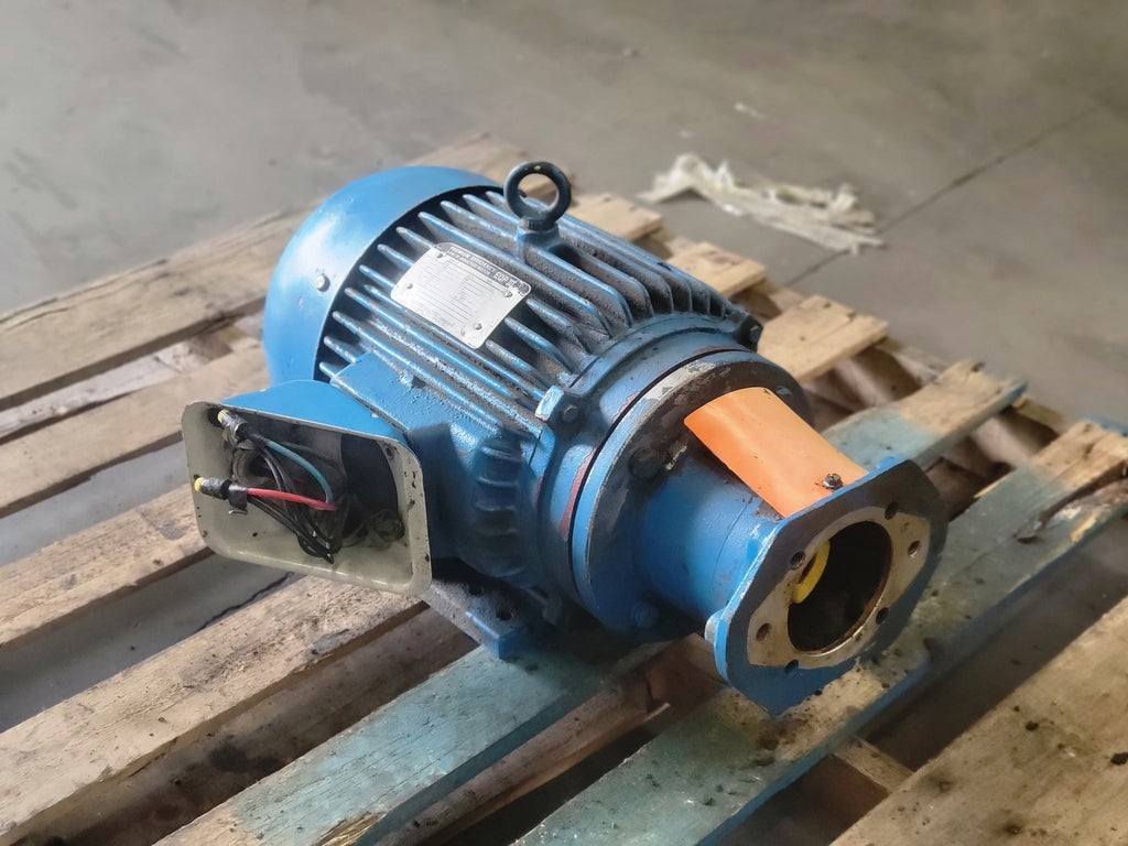 TOSHIBA 10 hp, 575 volts, 1745 rpm, 215TC Induction Motor 4F5010L3C11189