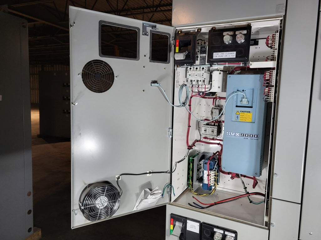 EATON 5 hp, 600 Volts, 3-Phase VFD SVX020A1-5A4N1 Bucket for Freedom 2100 MCC Frame