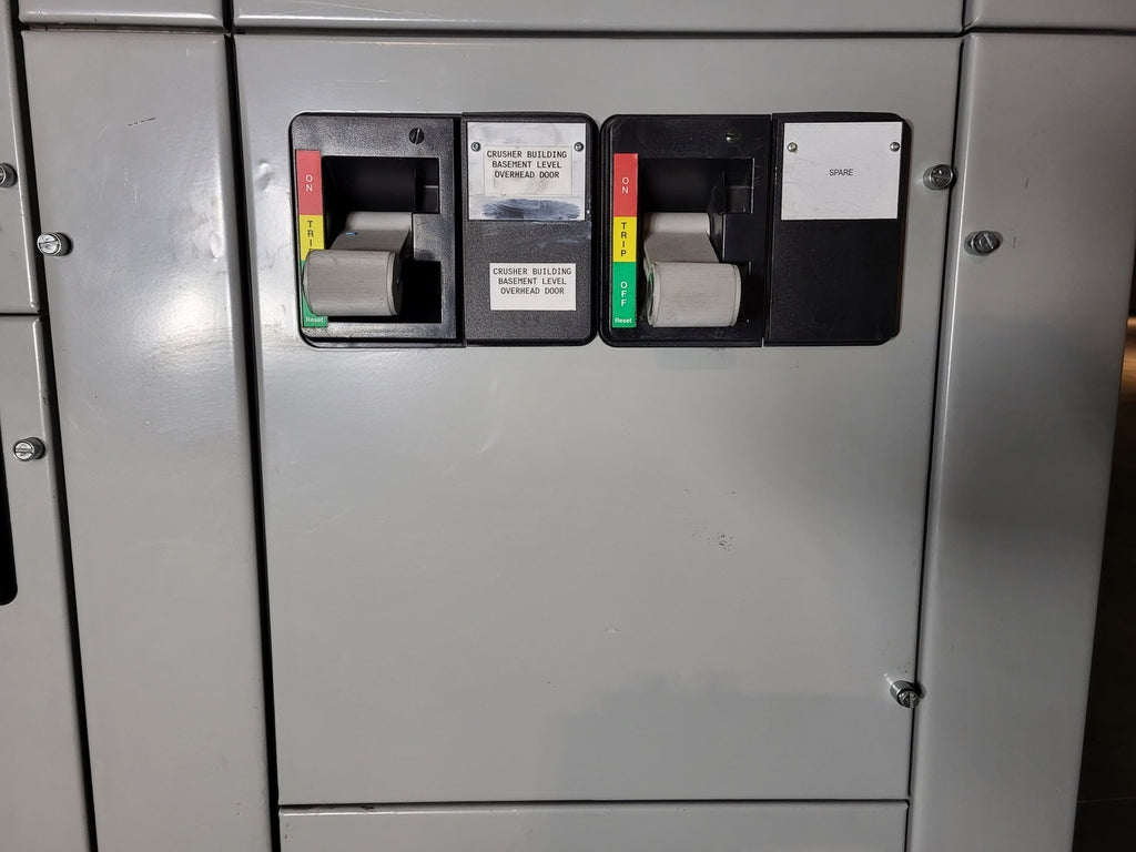 EATON 15 Amp, 3 Pole, 600V Disconnect Switch HFD3015 Bucket for Freedom 2100 MCC Frame