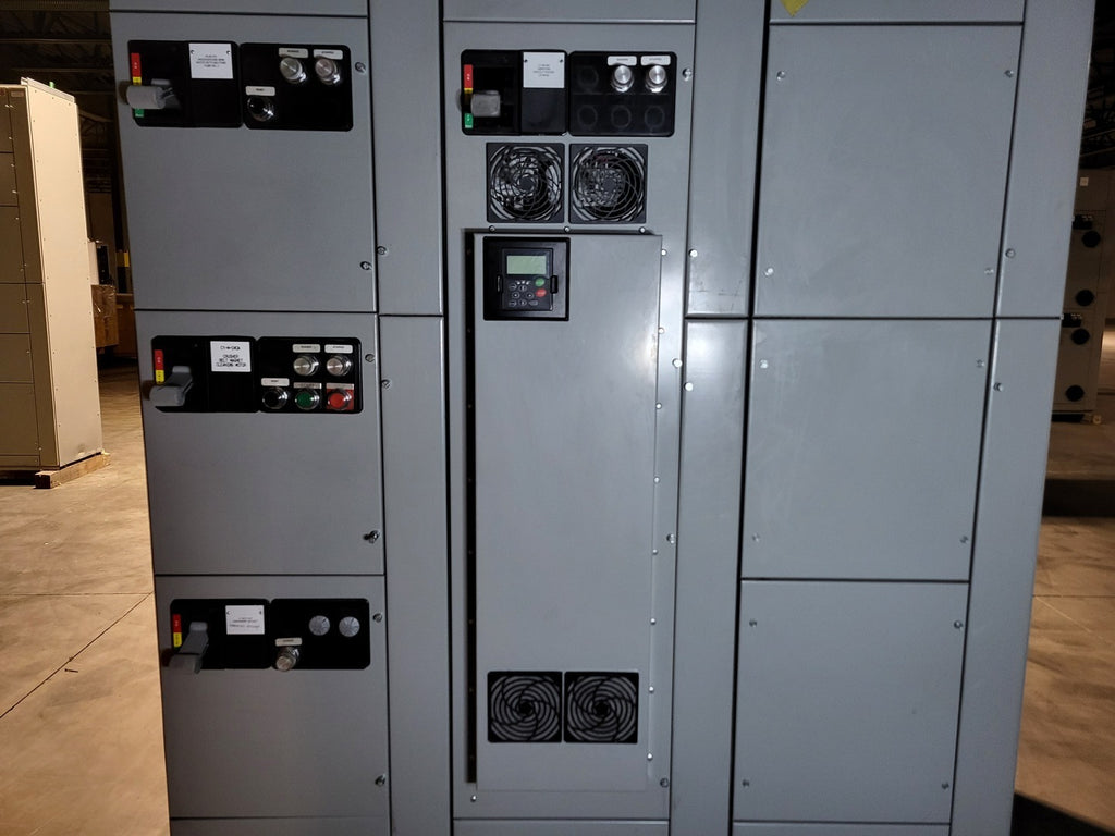 EATON 30 hp, 600 Volts, 3-Phase VFD SVX030A1-5A4N1 Bucket for Freedom 2100 MCC Frame