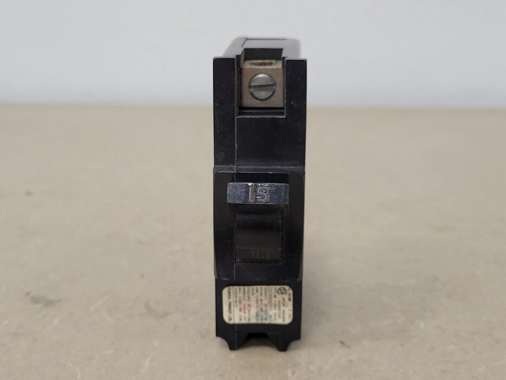 FEDERAL PIONEER 15 Amp, 1 Pole, 120/240 volts Circuit Breaker NB115