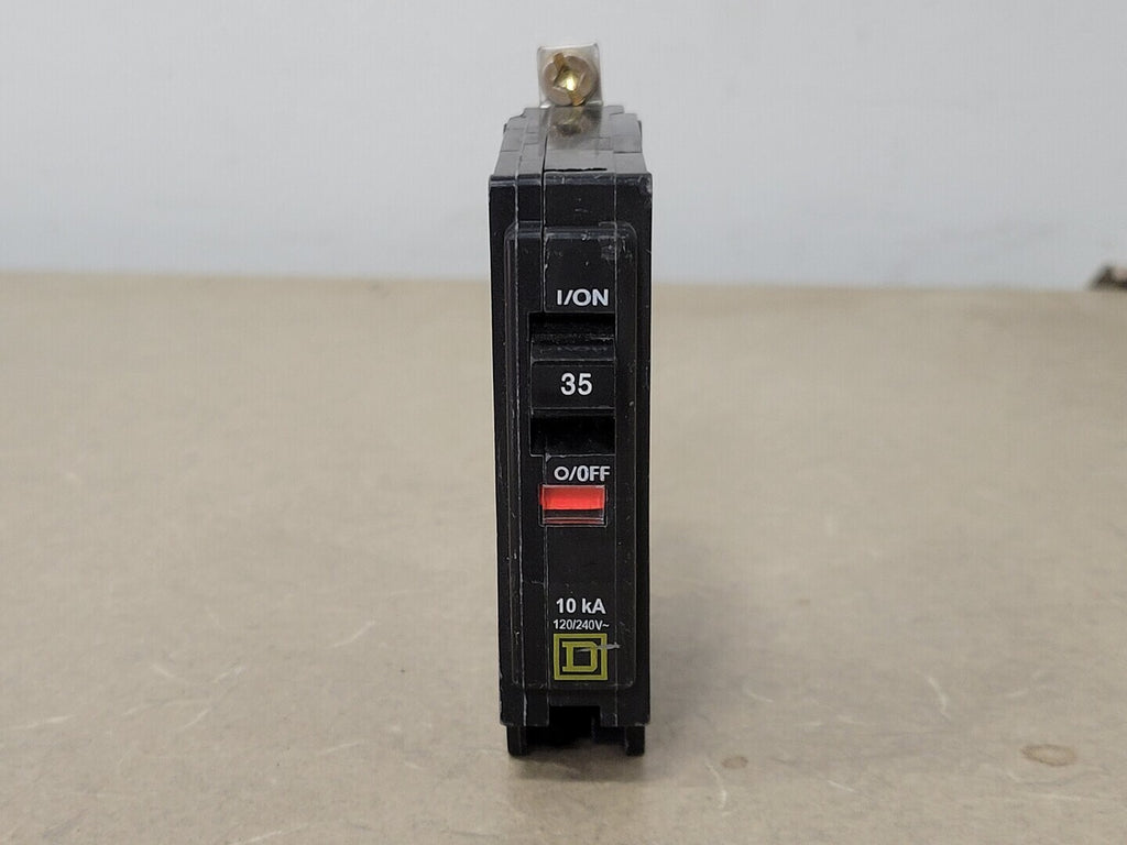 SQUARE D 35 Amp, 1 Pole, 120/240 Volts Circuit Breaker QOB135