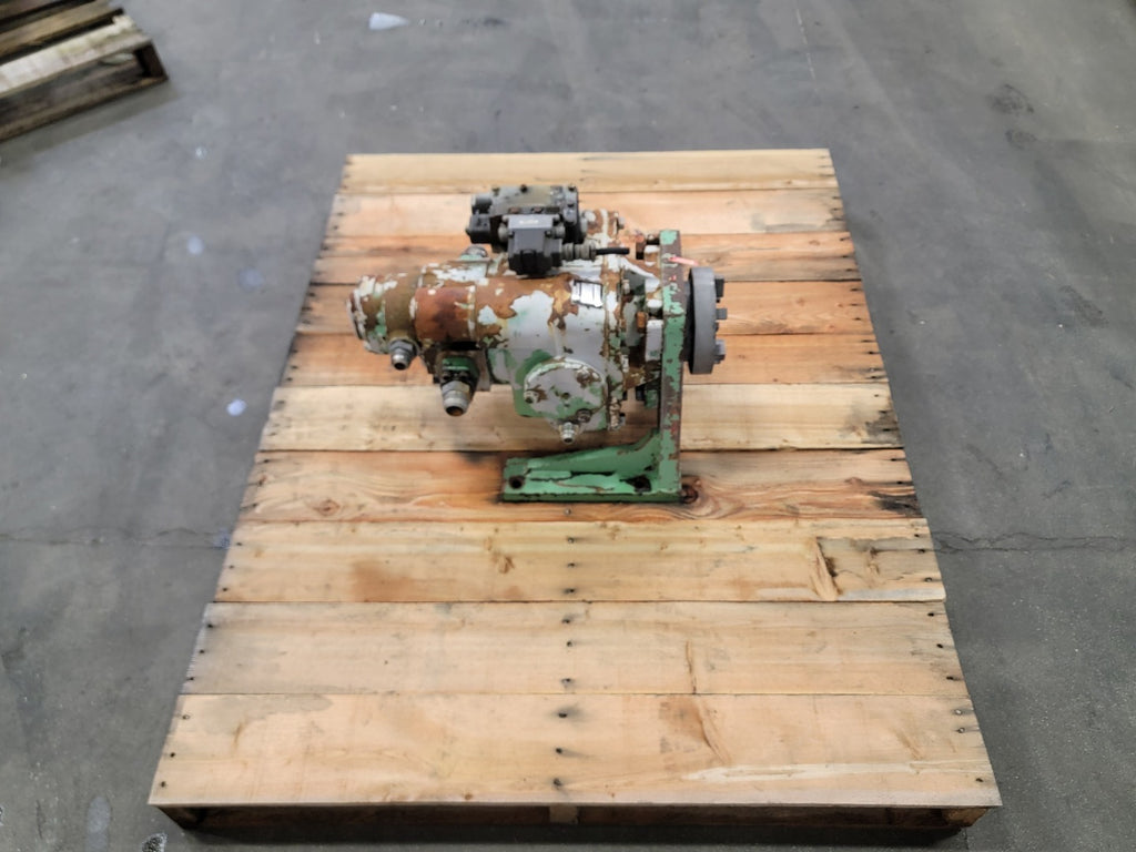 SAUER DANFOSS PV24-2501 DLLCDX Variable Displacement Axial Piston Hydraulic Pump, Model 04-21-80949