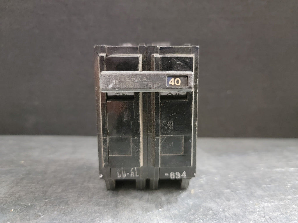 GENERAL ELECTRIC 40 Amp, 2 Pole, 120/240 Volts Circuit Breaker TQB2140