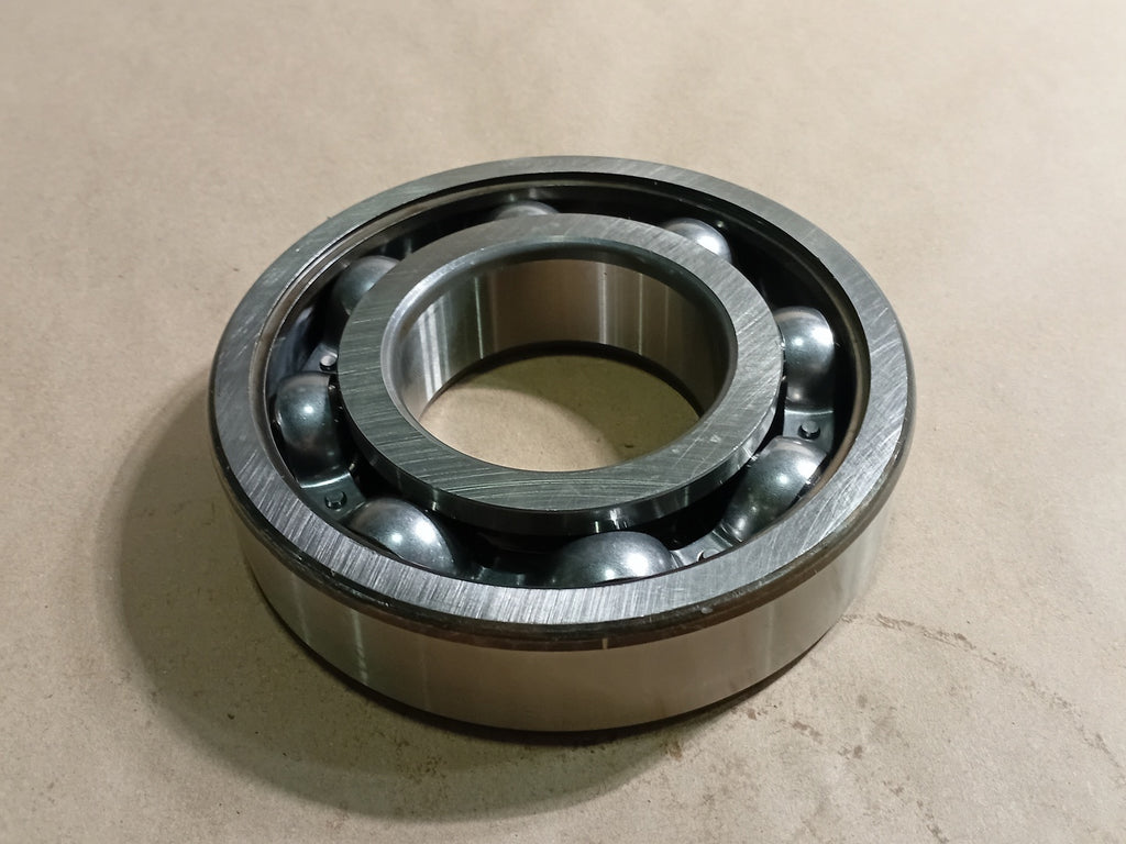 SKF Deep Groove Ball Bearing 70x150x35mm, 6314/C3