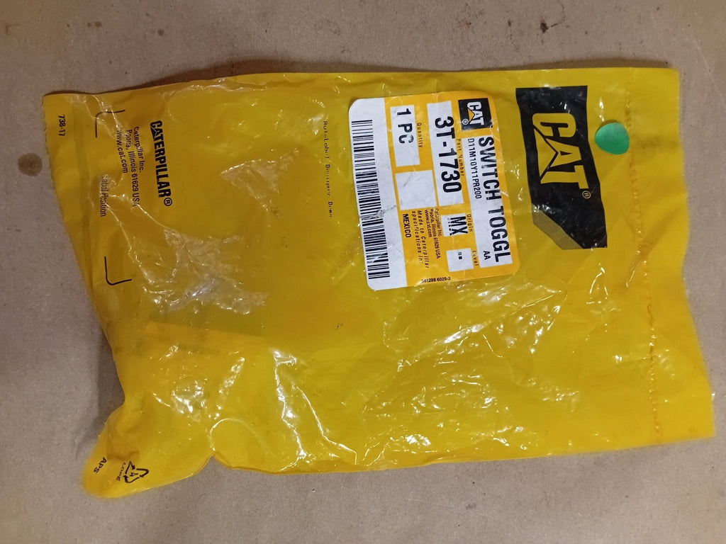 CATERPILLAR Double Pole, Single Throw 28 Volt Toggle Switch 3T-1730