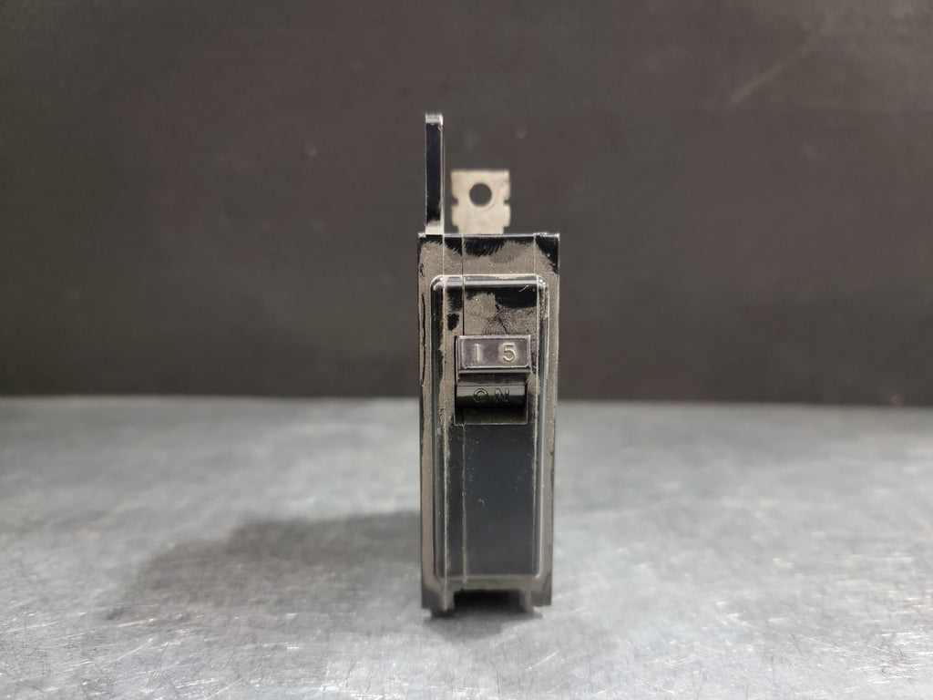 ITE 15 Amp, 1 Pole, 120/240 volts Circuit Breaker BQ1-B015