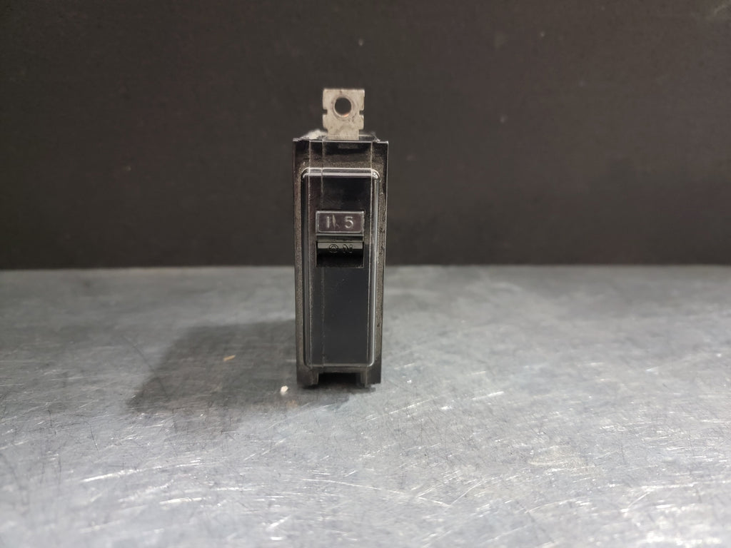ITE 15 Amp, 1 Pole,120/240 volts Circuit Breaker EQ-B115