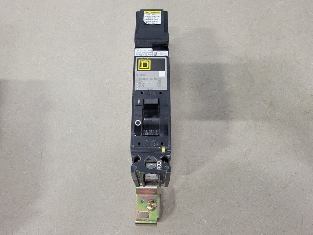 SQUARE D 15 Amp, 1 Pole, 347 volts Circuit Breaker FH17015B