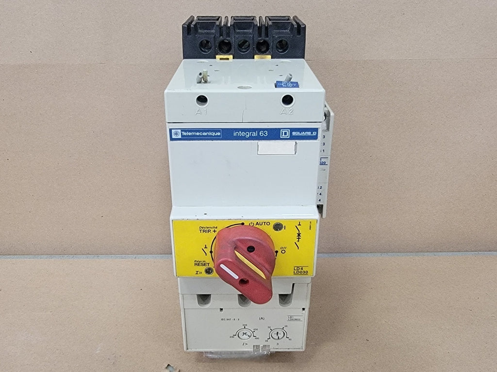 TELEMECANIQUE 690 VAC, 3-Pole Contactor Breaker LD4LD030FC