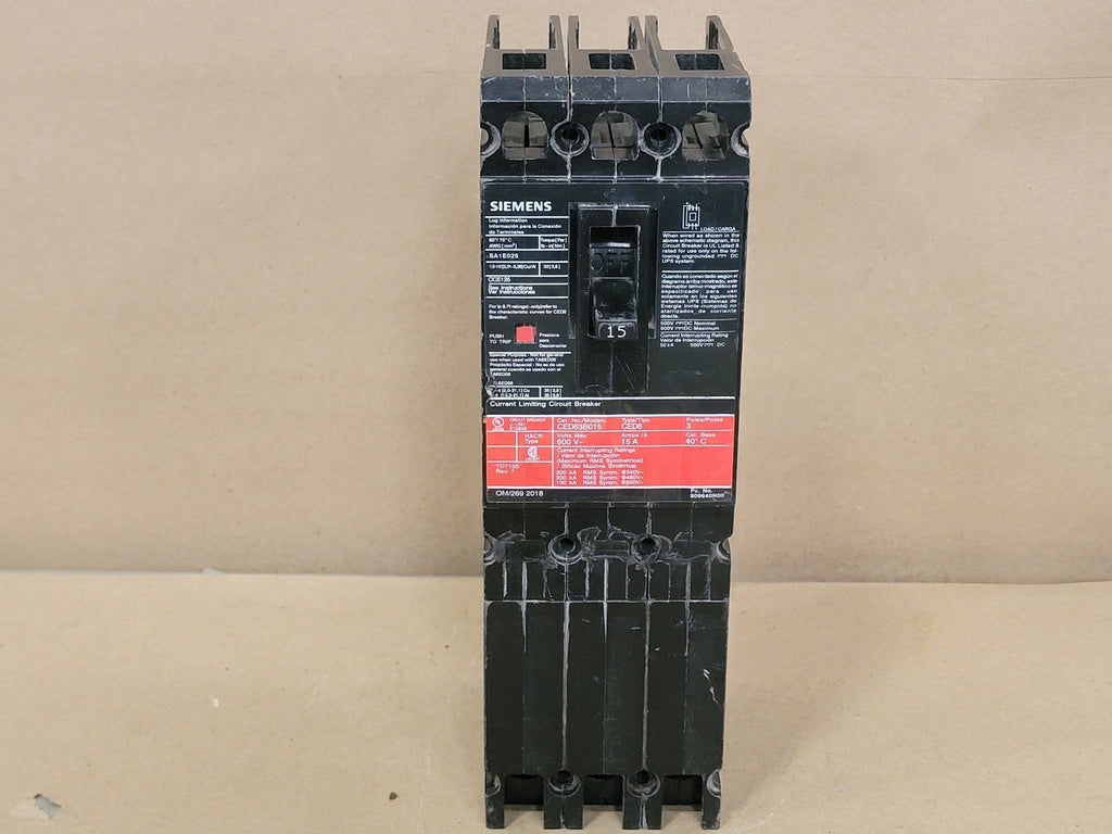 SIEMENS 15 Amp, 3 Pole, 600 Volt Circuit Breaker CED63B015