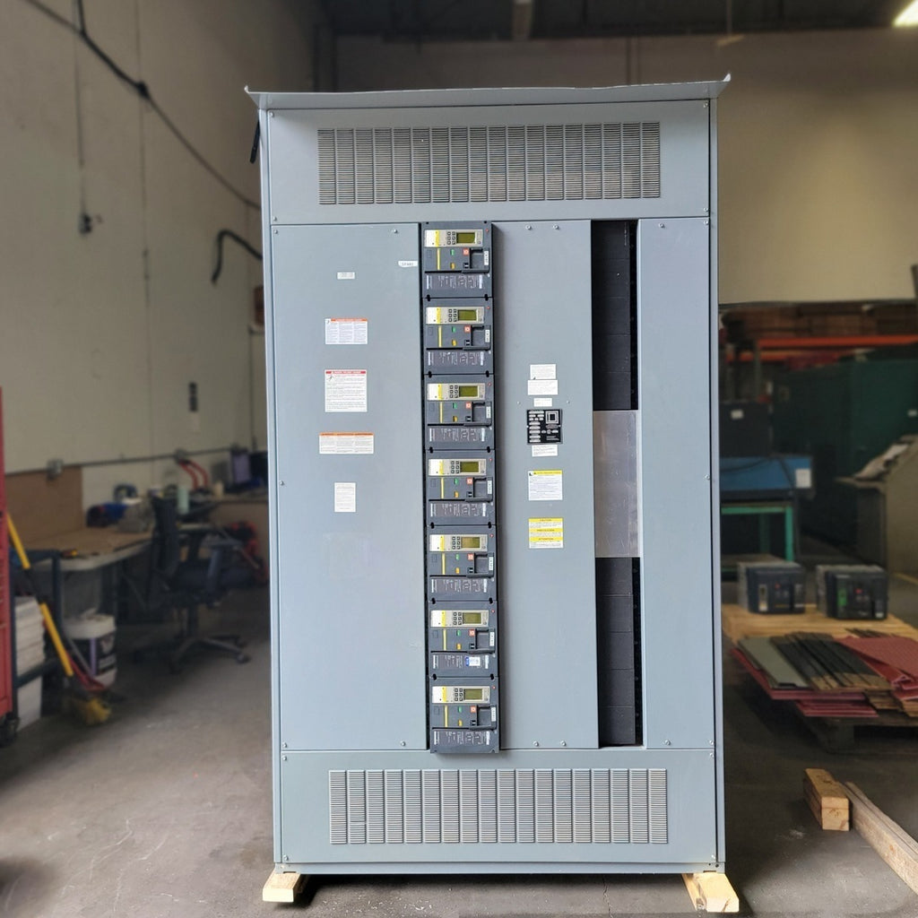 SQUARE D 3000 Amp, 480 Volt Switchgear Unit QED w/ 7 x Circuit Breakers PJ400