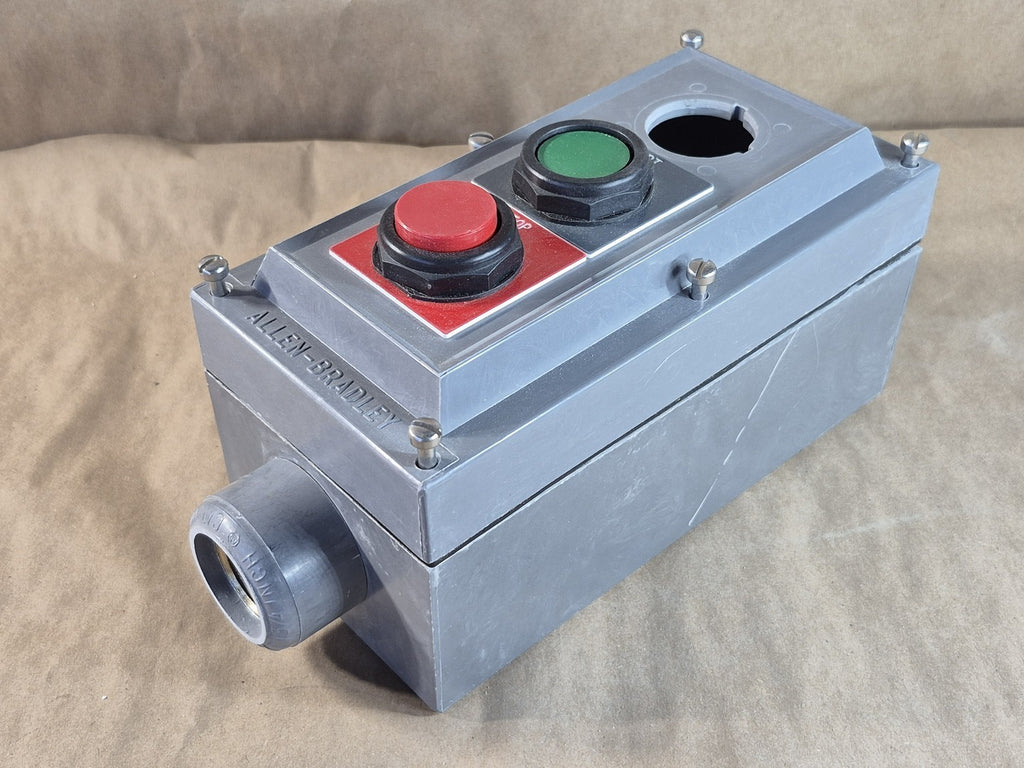 ALLEN-BRADLEY Push Button Control Station 800H-R3HAR4RL