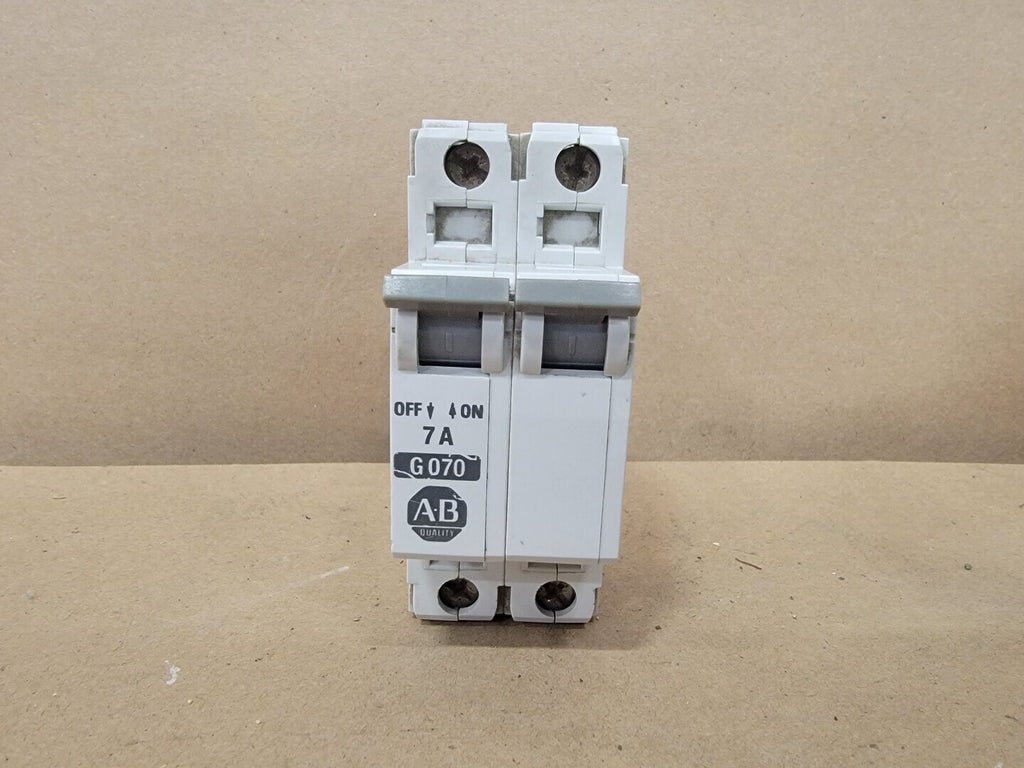 ALLEN-BRADLEY 7 Amp, 2 Pole, 480 volts Circuit Breaker 1492-CB2-G070