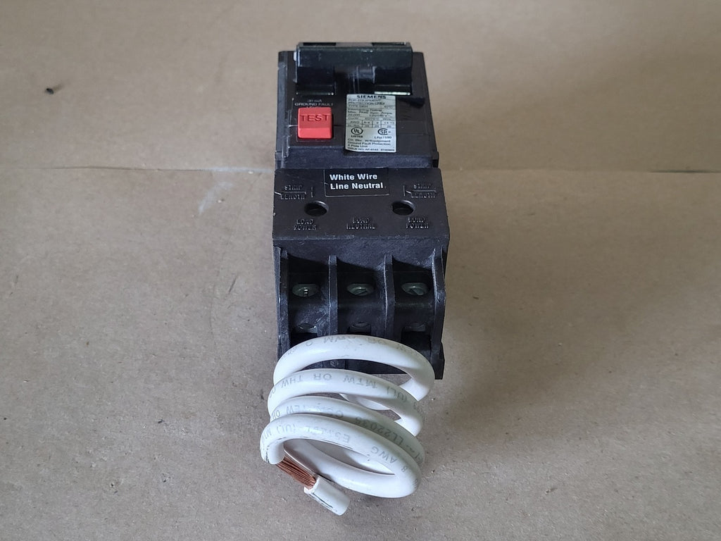 SIEMENS 15 Amp, 2 Pole, 120/240 Volts GFCI Circuit Breaker QE215H