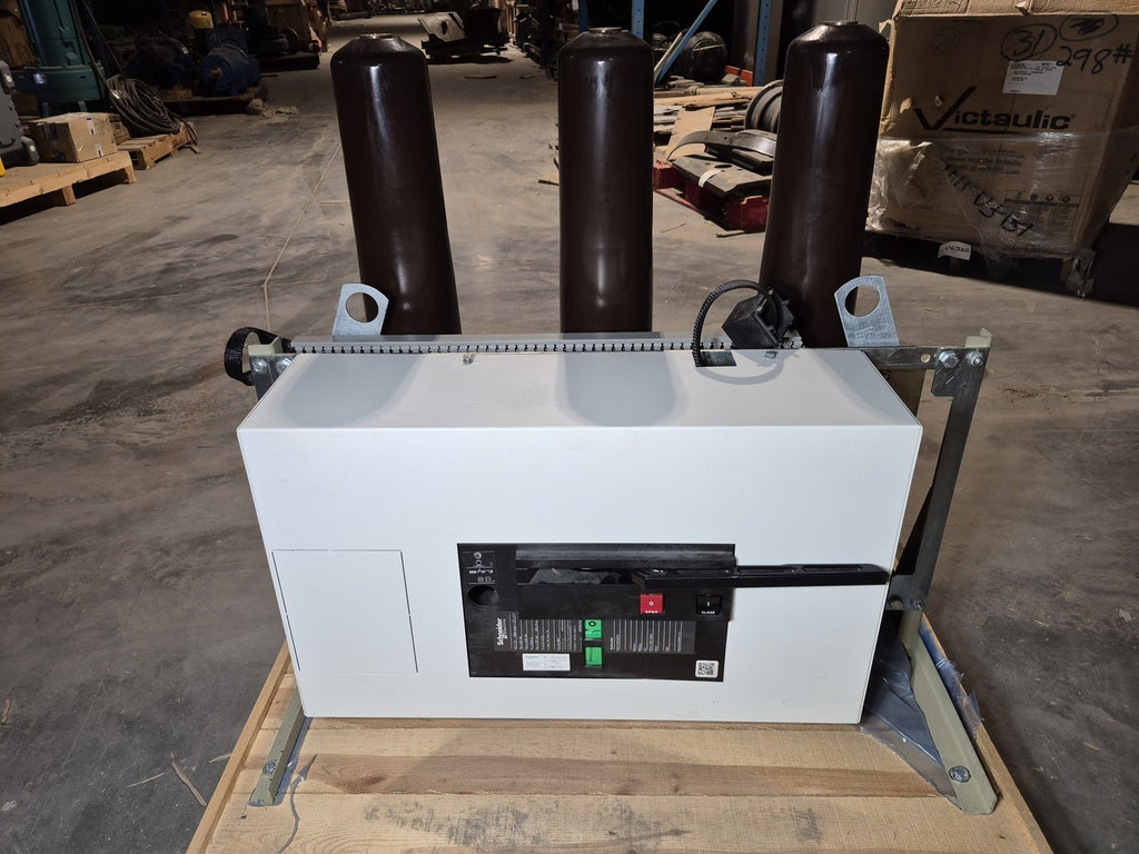 SCHNEIDER ELECTRIC SF1 T2 Circuit Breaker 630A, 24kV, 125 kV, 25kA