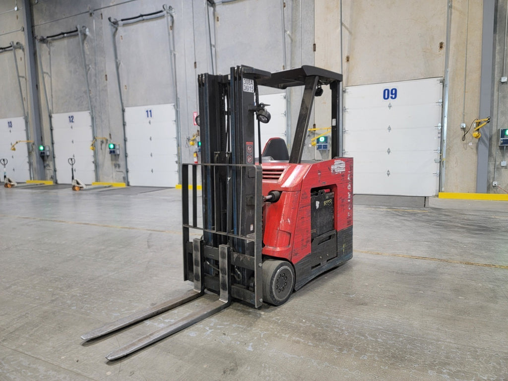 RAYMOND 4000 lbs Stand Up Forklift Counterbalanced Forklift 425-C40TT