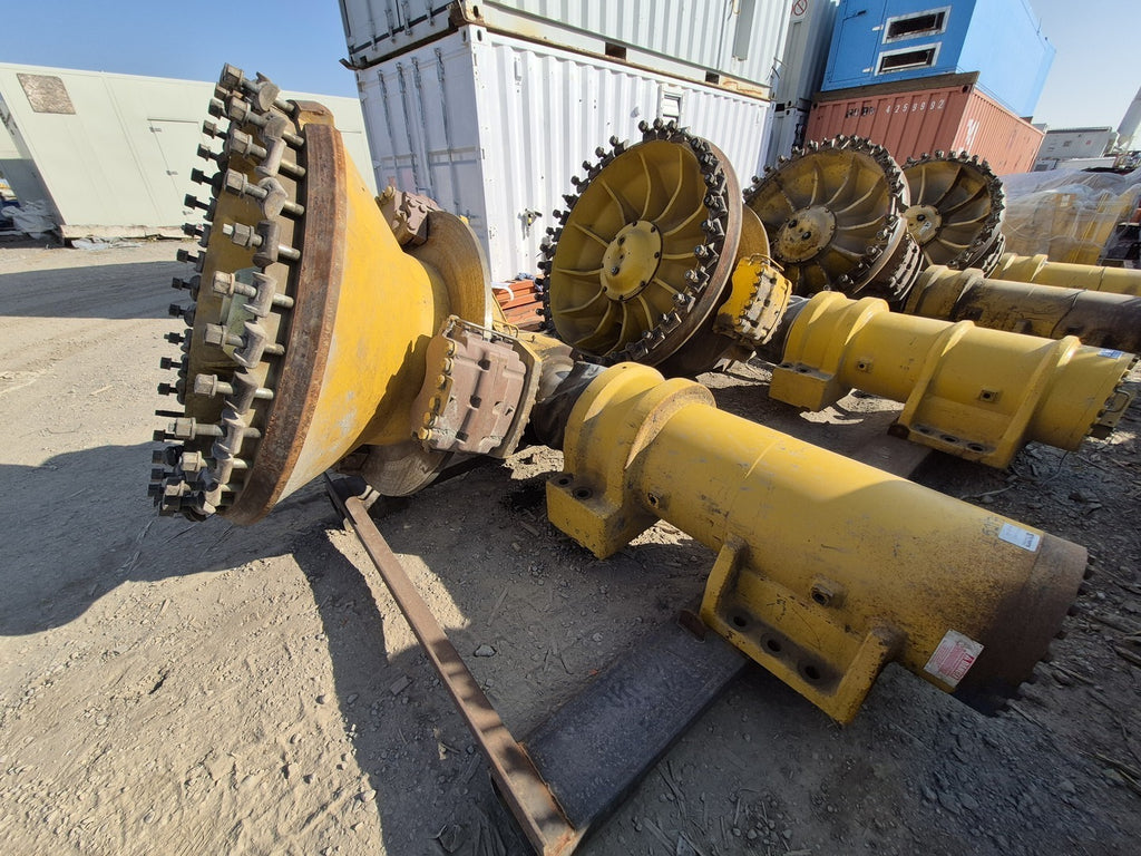 KOMATSU 830E-DC Front Corner Group