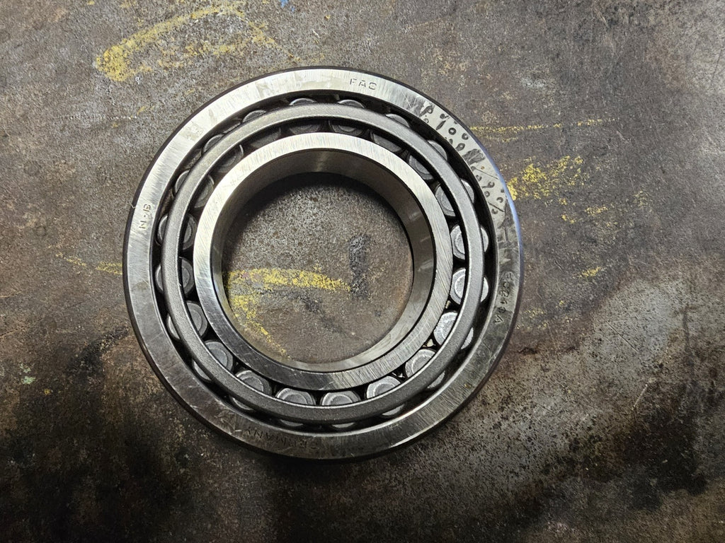 FAG Single Row Tapered Roller Bearing 50mm ID x 90mm OD x 21.75mm W, 30210A