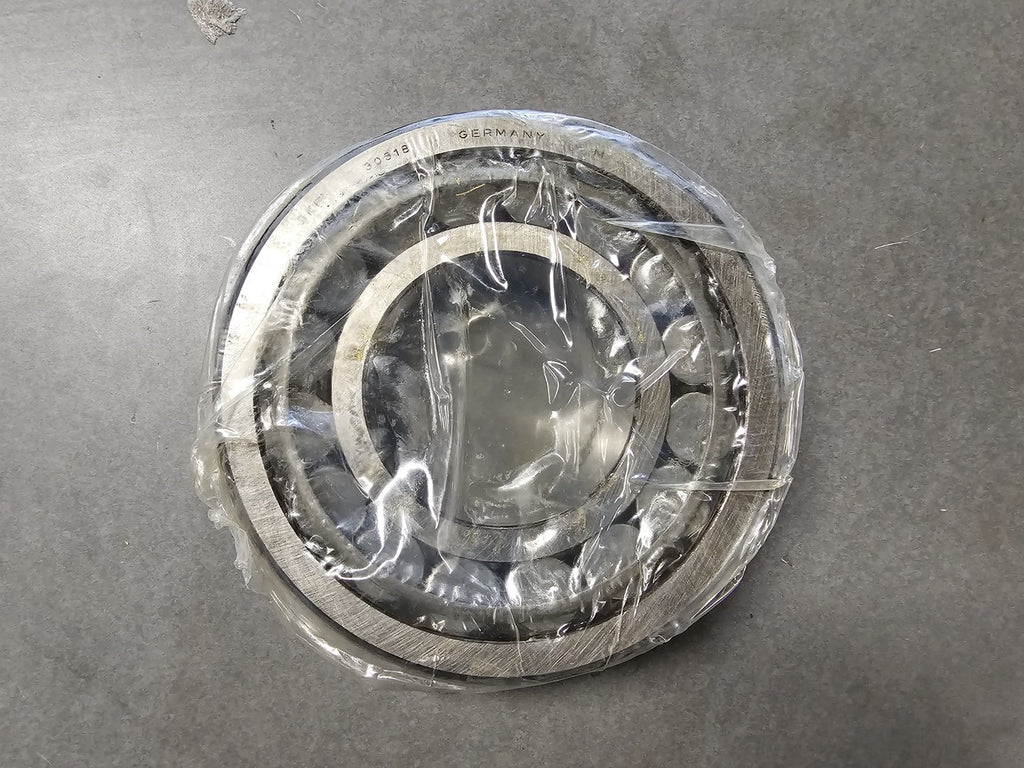 SKF Single Row Tapered Roller Bearing 90mm ID x 190mm OD x 46.5mm W, 30318
