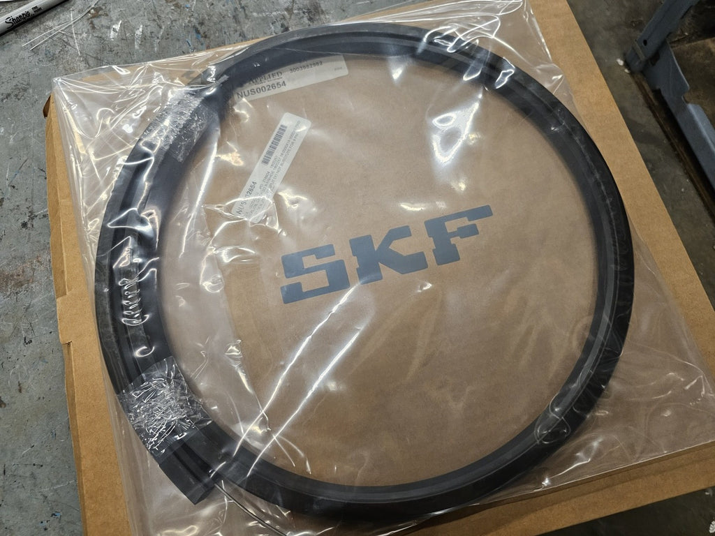 SKF 18" Radial Shaft Seal 1800257, 18"x19.5"x0.75"