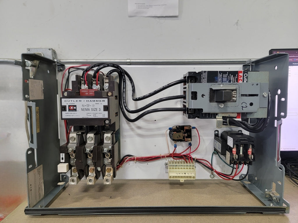 EATON CUTLER-HAMMER NEMA Size 3 MCC Bucket w/ 100A Breaker & Control Transformer - 90A, 50HP, 600V