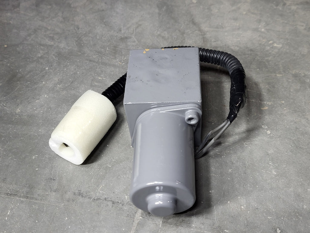 HITACHI Solenoid Valve 4658559